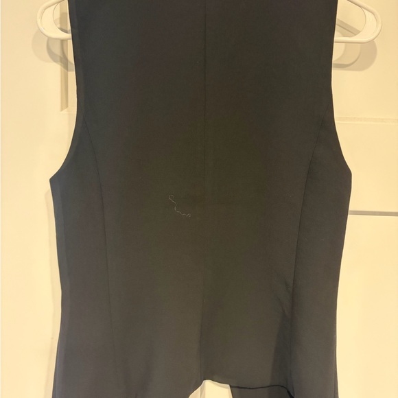 Aritzia Regal Vest - Picture 4 of 4